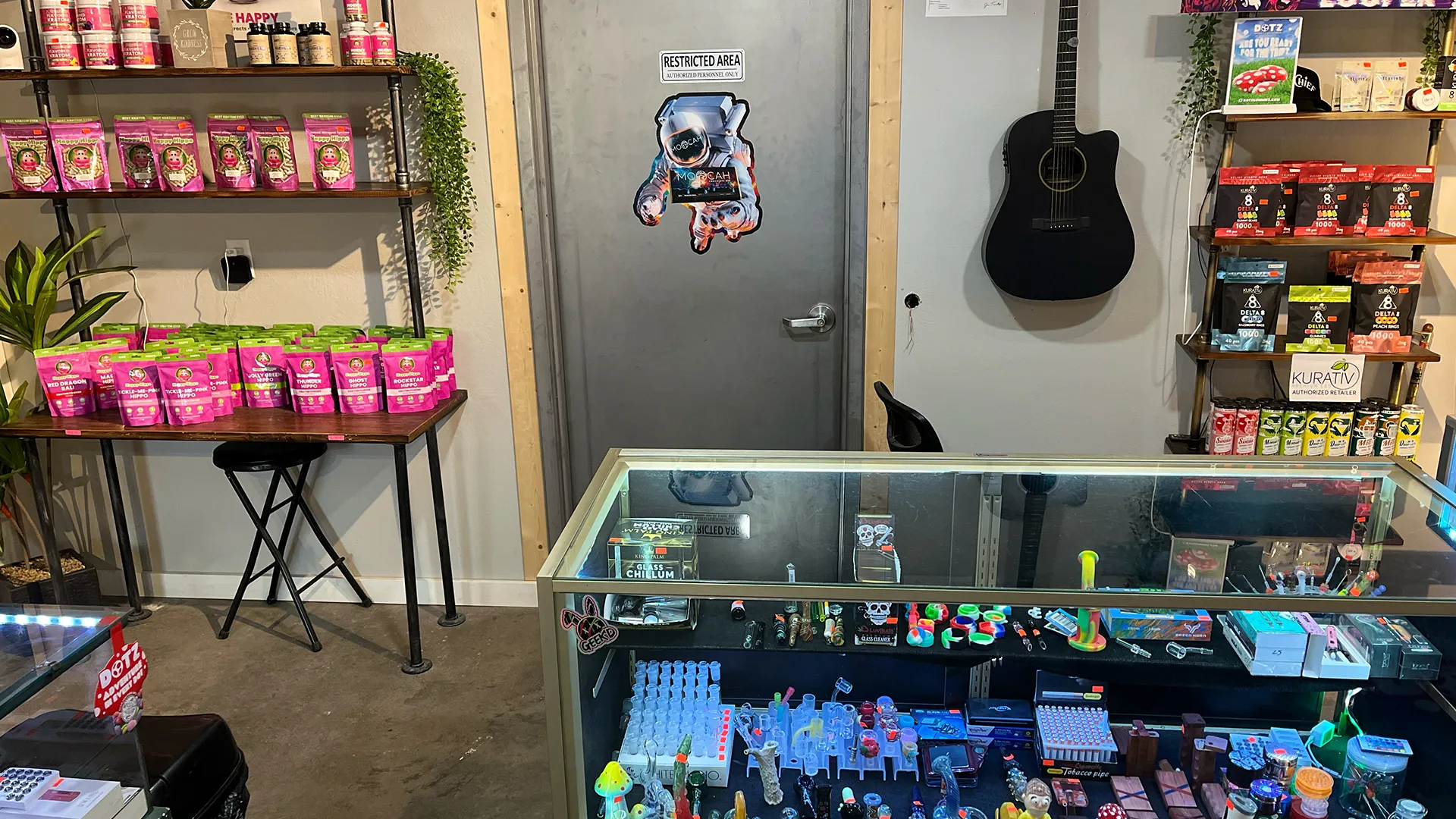 FIVE LEAF CLOVER SMOKE SHOP — Colome, SD real estate photo thumbnail 8