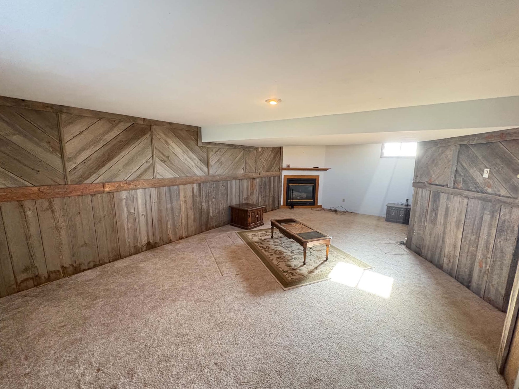 Split Level Home on 20 Acres with Machine Shed — Winner, SD real estate photo thumbnail 15
