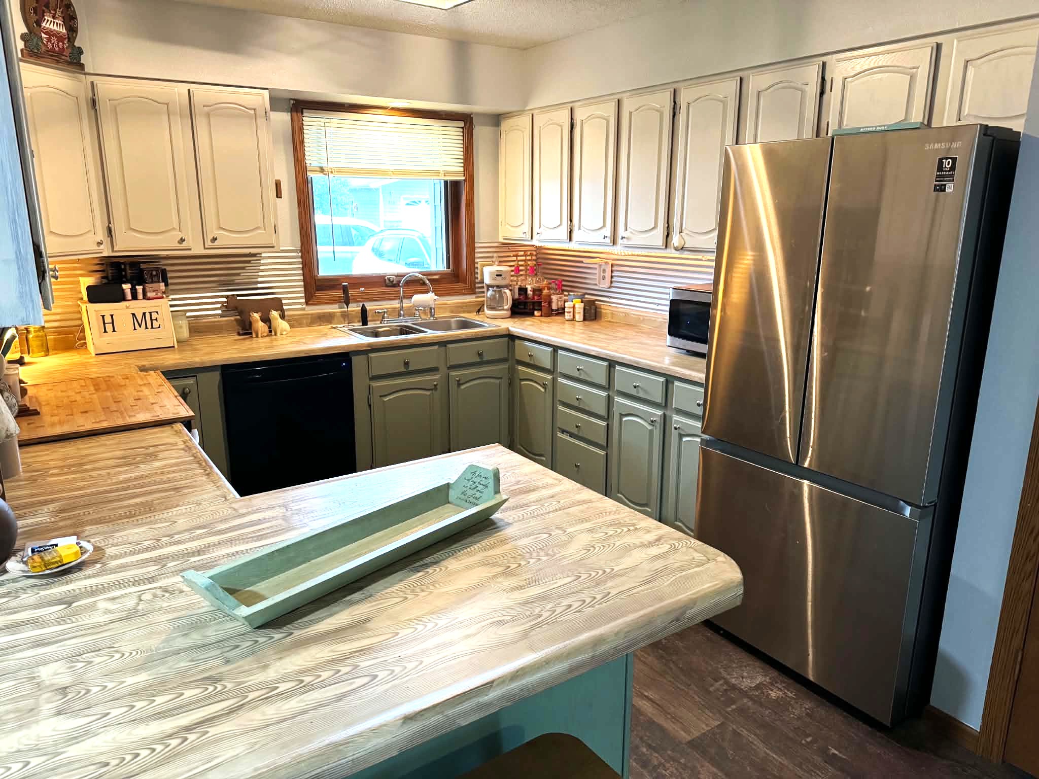 Townhome in a Quiet Cul-de-Sac 🌳 — Winner, SD real estate photo thumbnail 10